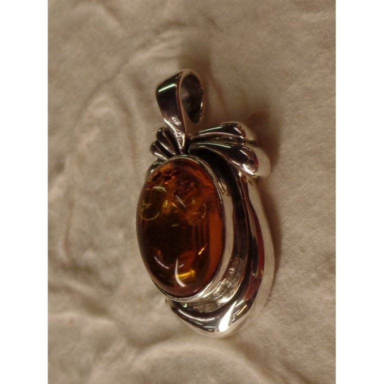 Pendentif oeuf argent et ambre 