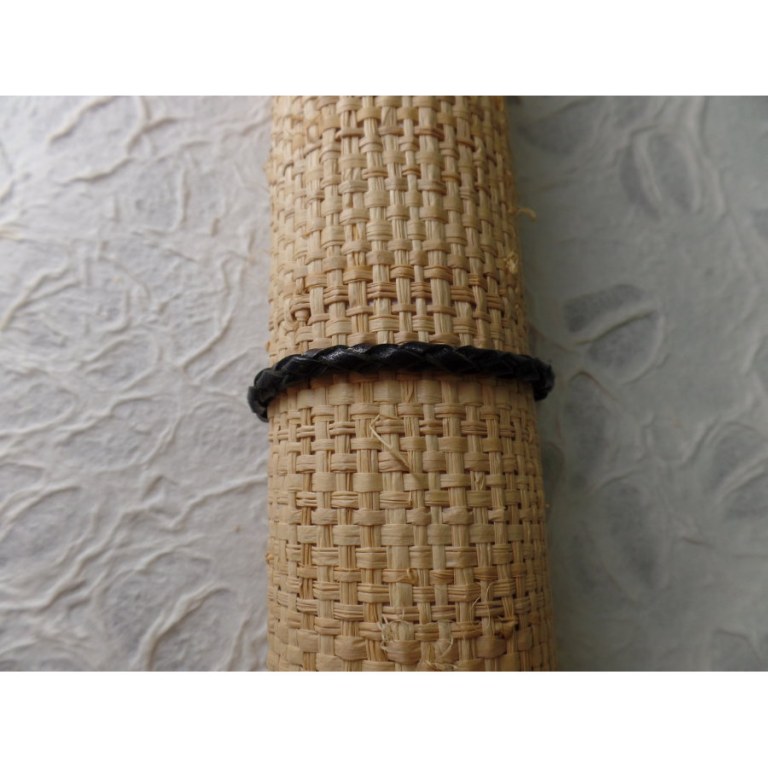 Bracelet bulat noir