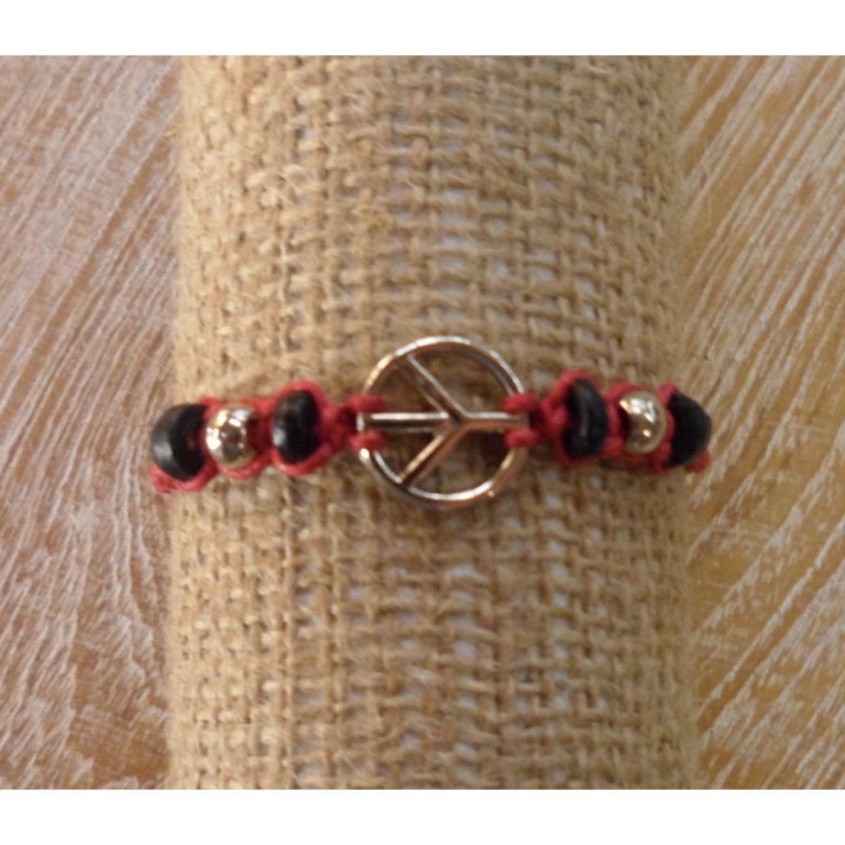 Bracelet macramé rouge peace and love 