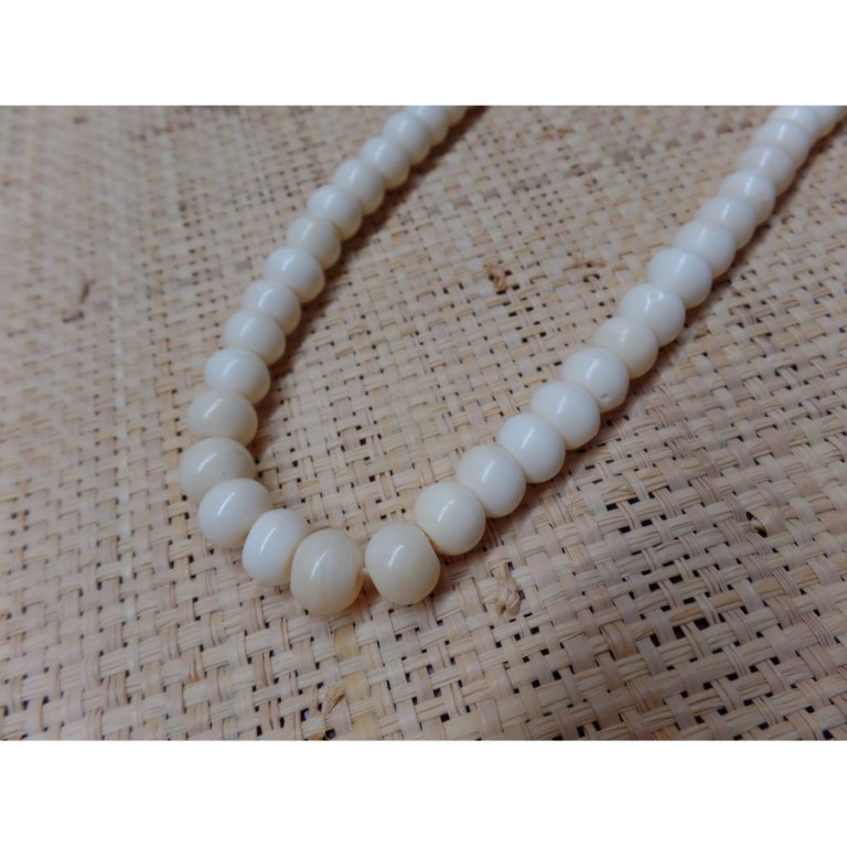 Mala 88 cm perles en os blanc 