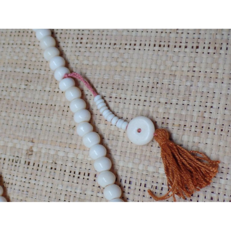 Mala 88 cm perles en os blanc 