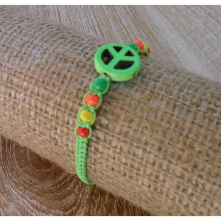 Bracelet macramé peace and love vert fluo