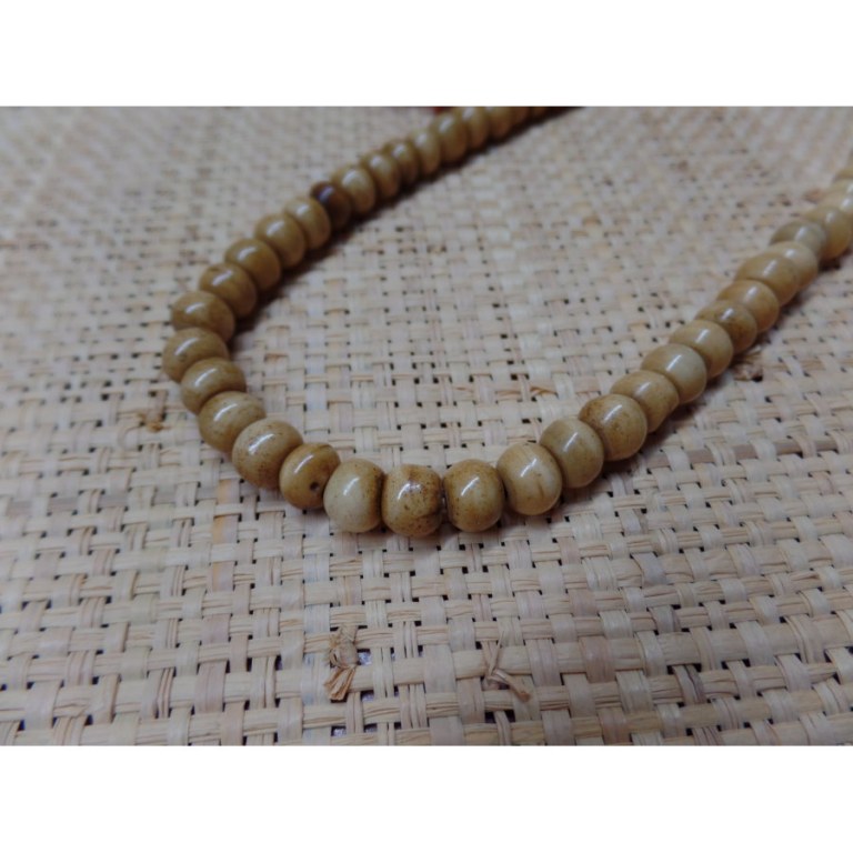 Mala 68 cm perles en os beige 
