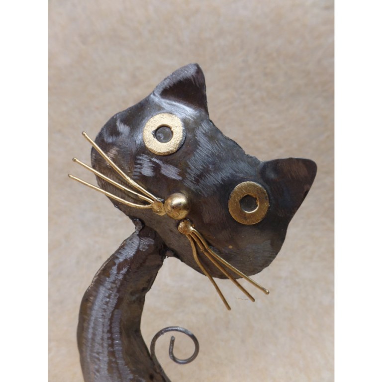 Statuette en métal petit chat gris