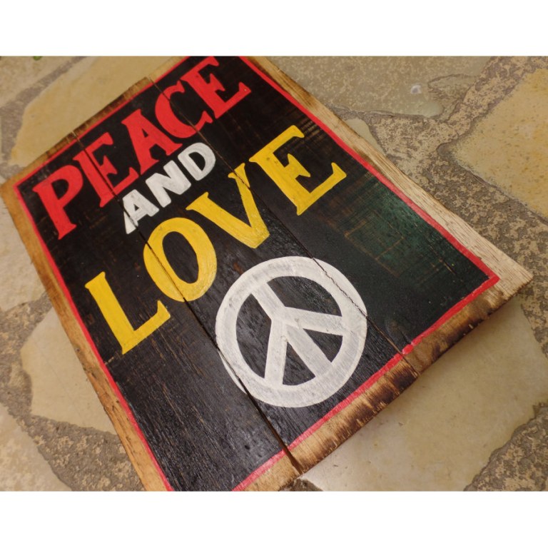 Panneaux en bois fond noir peace and love