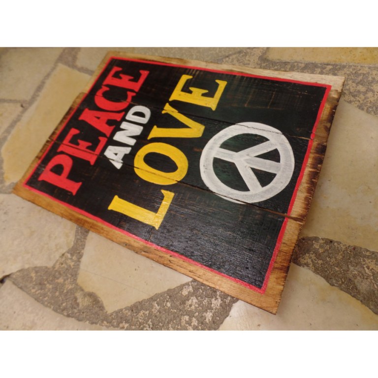 Panneaux en bois fond noir peace and love