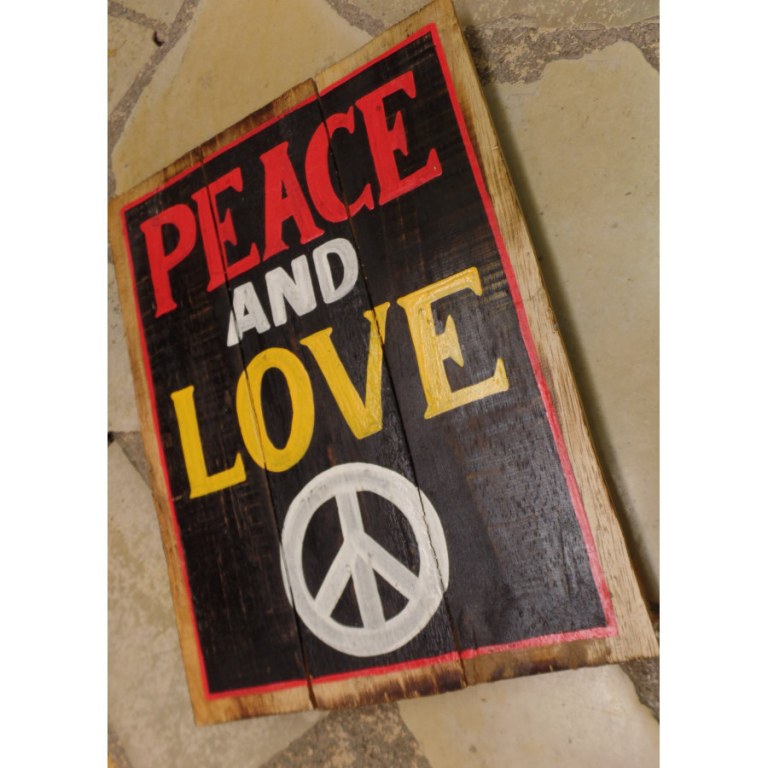 Panneaux en bois fond noir peace and love