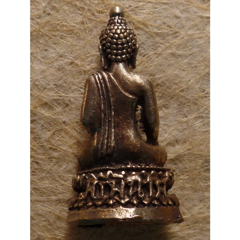 Miniature Bouddha assis main touchant la terre