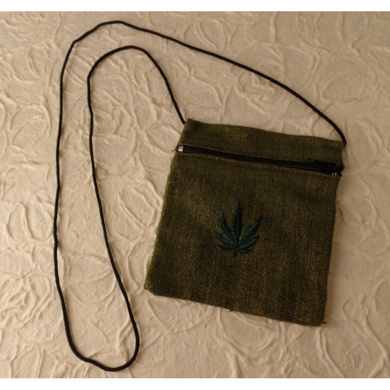 Pochette kaki chanvre naturel feuille verte