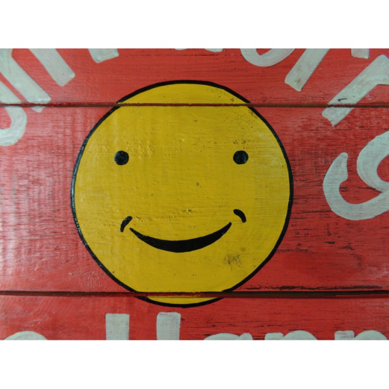 Panneaux en bois don't worry be happy