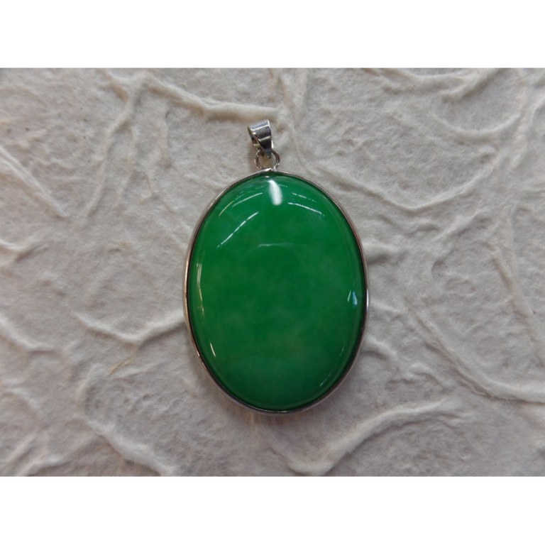 Cabochon jade vert vif