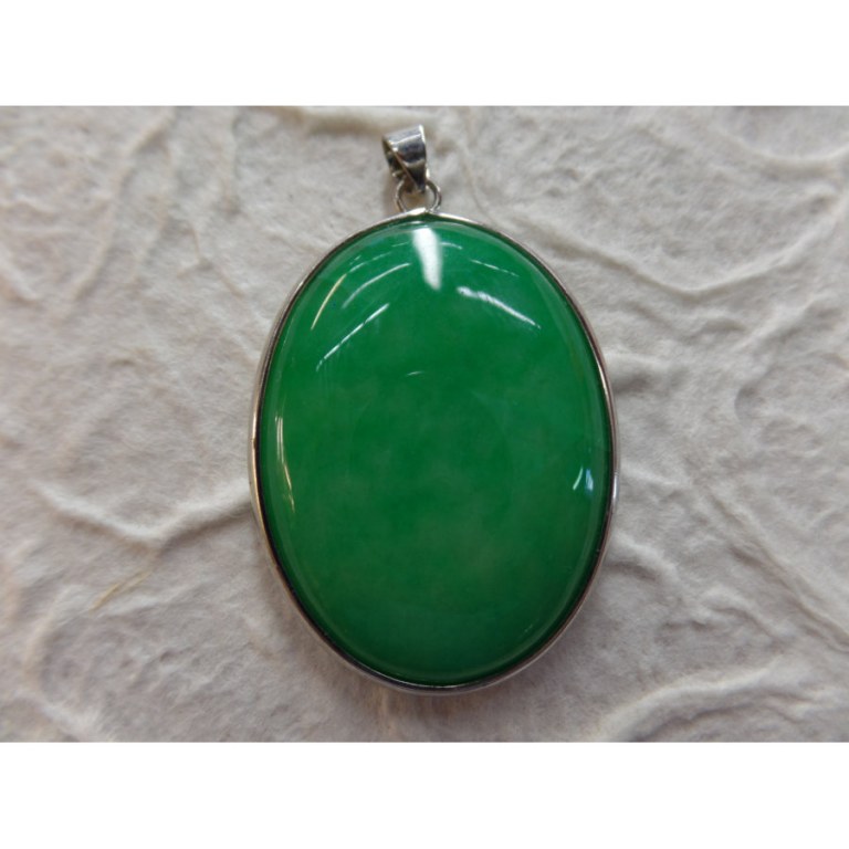 Cabochon jade vert vif