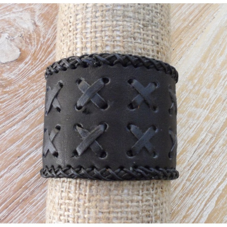 Bracelet cuir croix noir