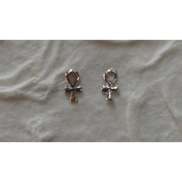 Boucles d'oreilles croix ansée