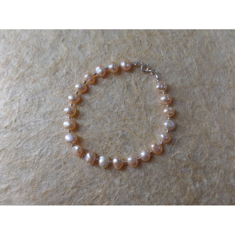 Bracelet perles corail rose nacré