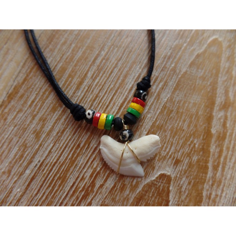 Collier rasta medewi