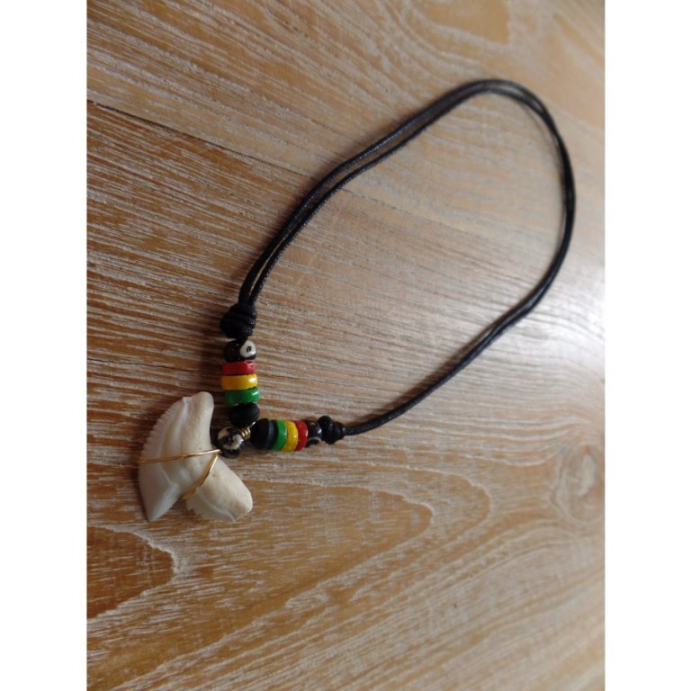 Collier rasta medewi