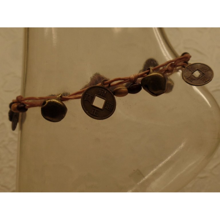 Bracelet de cheville beige sapèques 