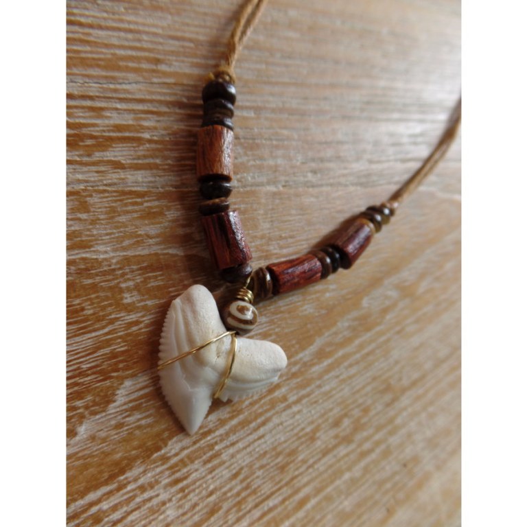 Collier perles en bois marron medewi