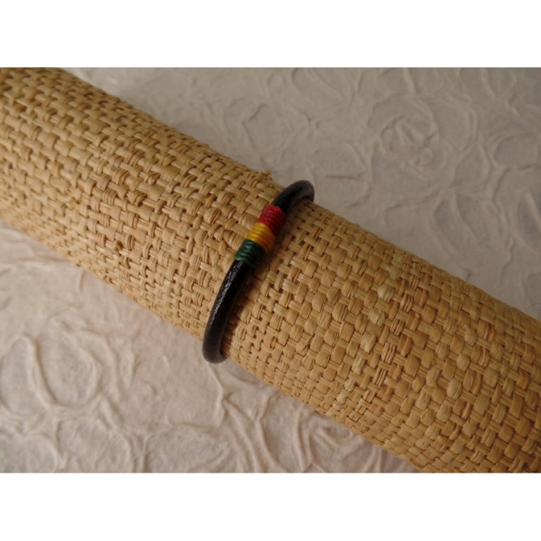 Bracelet rond en cuir noir rasta