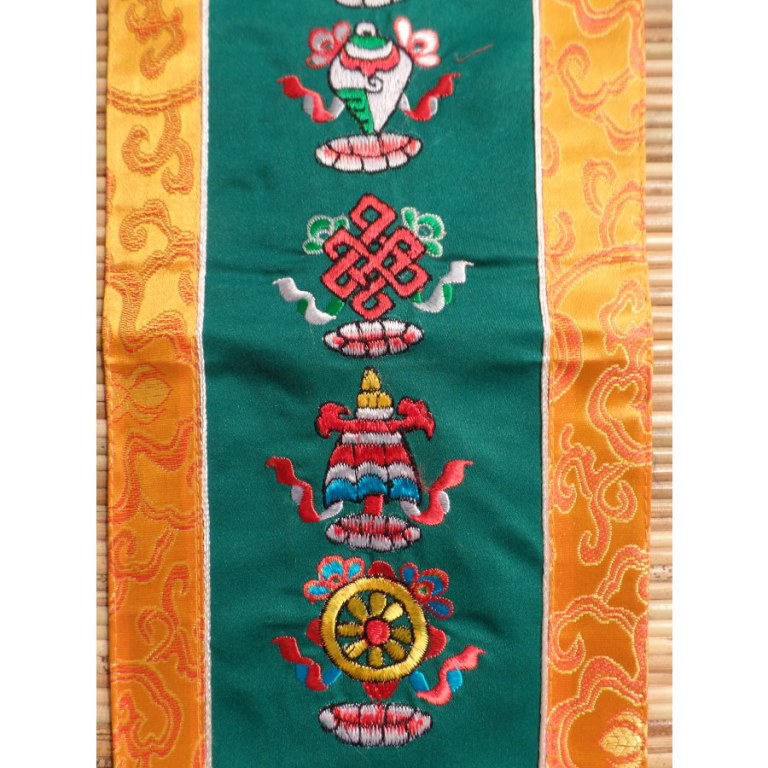 Broderie tibétaine Astamangala