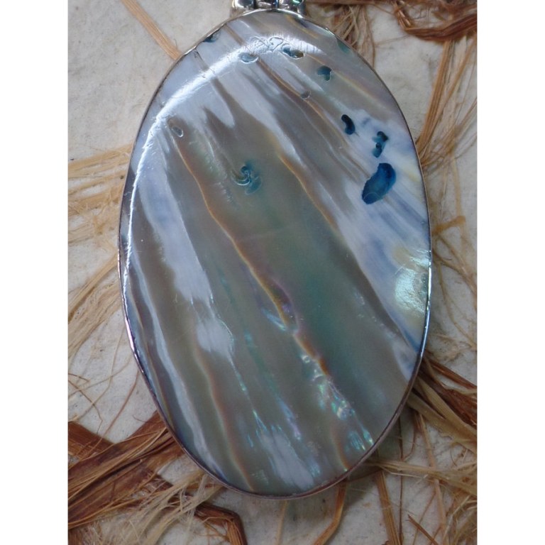 Cabochon ovale nacre