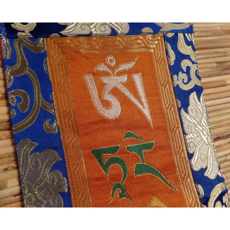 Bannière tibétaine marron/bleu mantra Tara verte