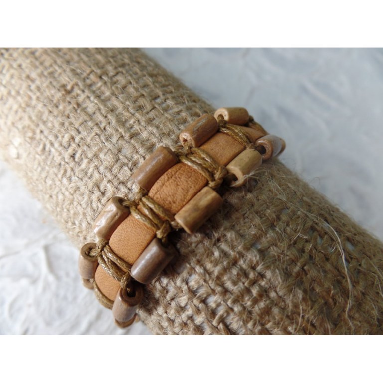 Bracelet manik kayu chamois