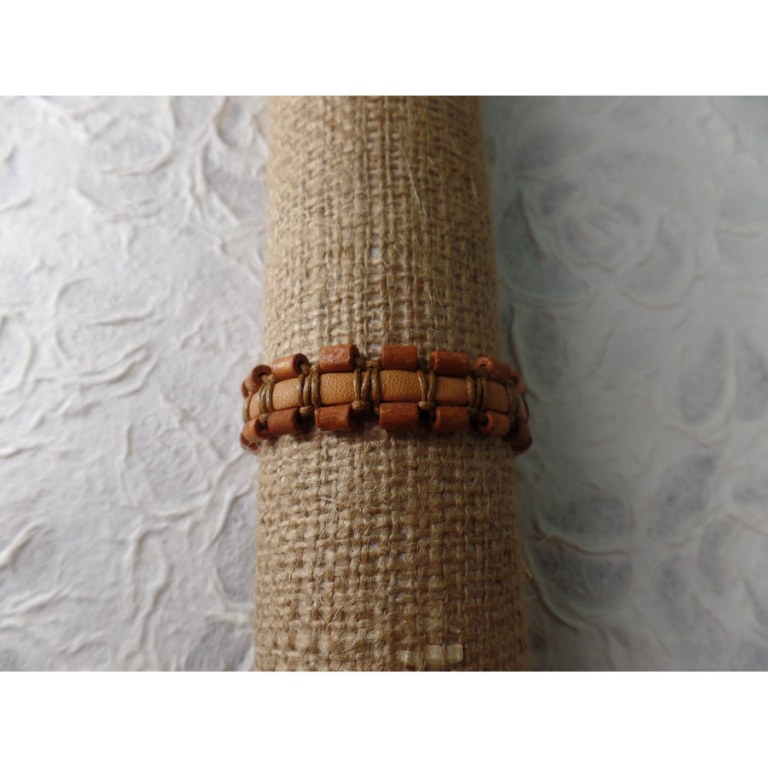 Bracelet manik kayu marron clair
