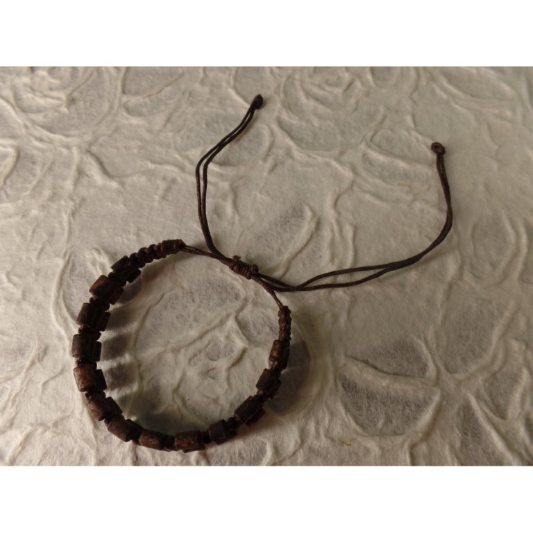 Bracelet manik kayu marron 