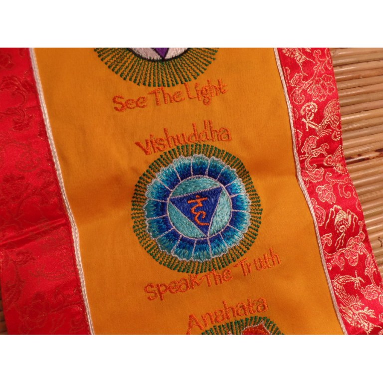 Broderie tibétaine rouge/jaune les 7 chakras