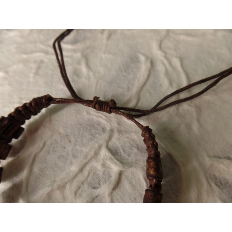 Bracelet manik kayu marron 