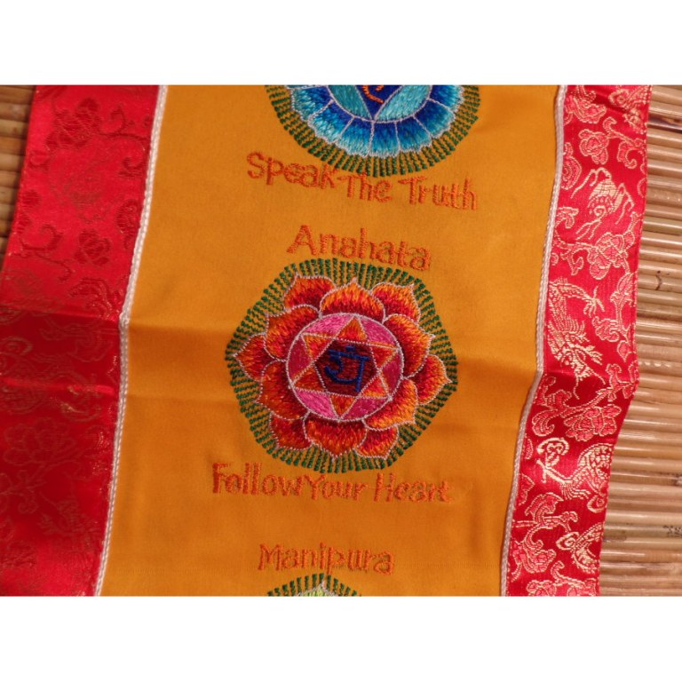 Broderie tibétaine rouge/jaune les 7 chakras