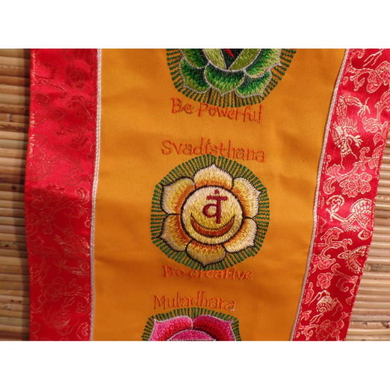 Broderie tibétaine rouge/jaune les 7 chakras