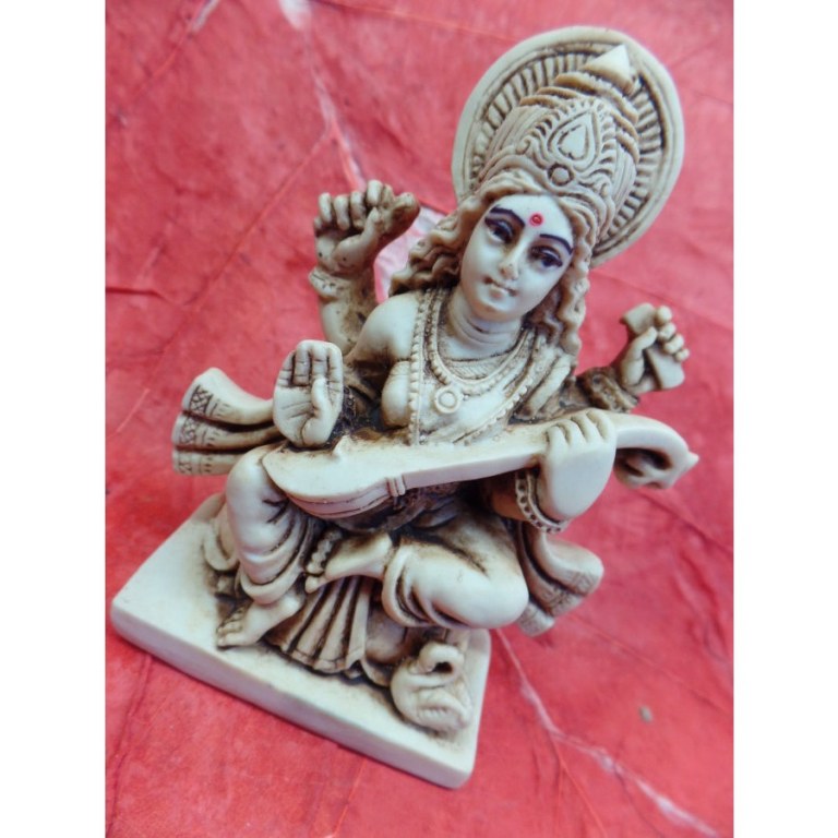 Statuette Saraswati