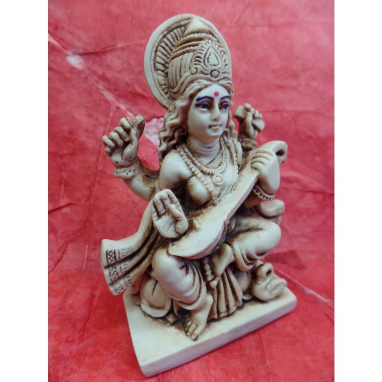 Statuette Saraswati