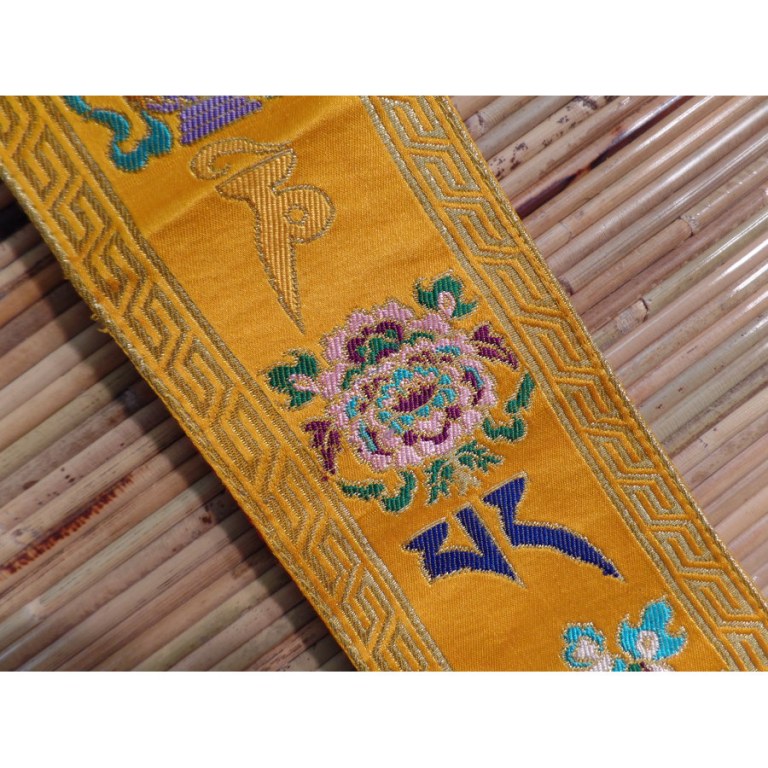 Longue broderie tibétaine jaune or Om mani tashi