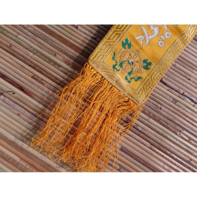 Longue broderie tibétaine jaune or Om mani tashi