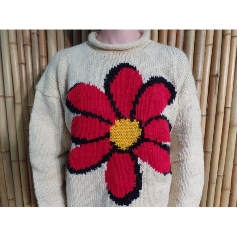 Pull beige marguerite rouge