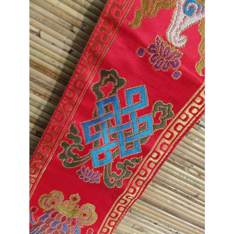 Longue broderie tibétaine rouge tashi takgay