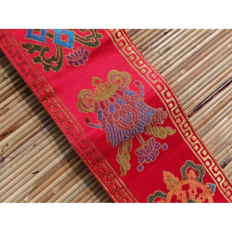 Longue broderie tibétaine rouge tashi takgay