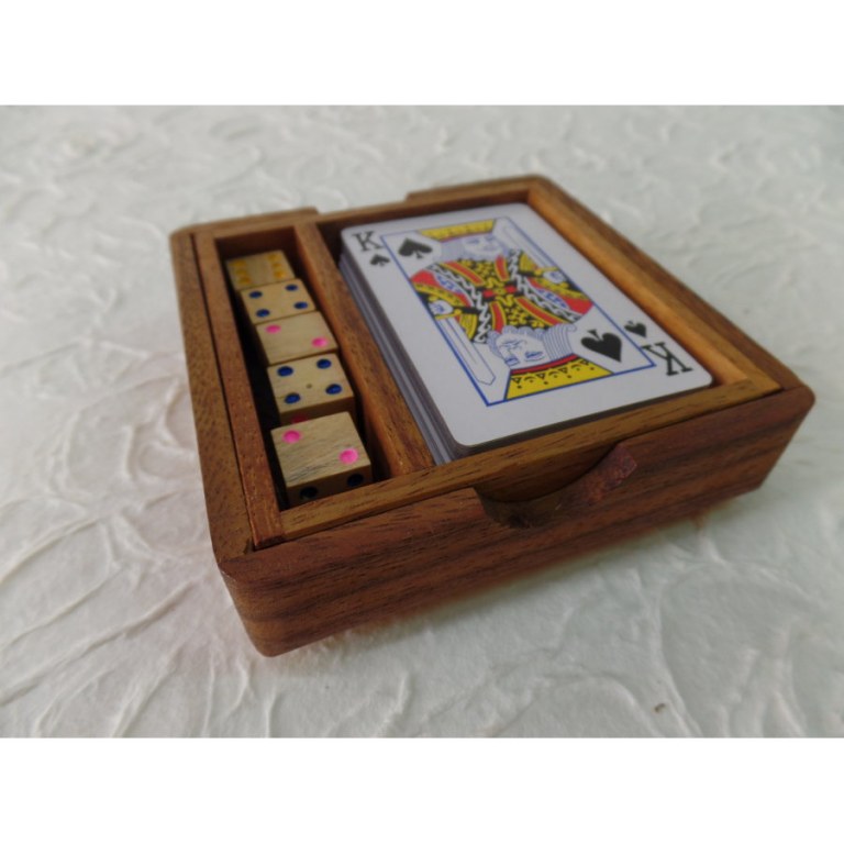 Coffret jeu de cartes + dés