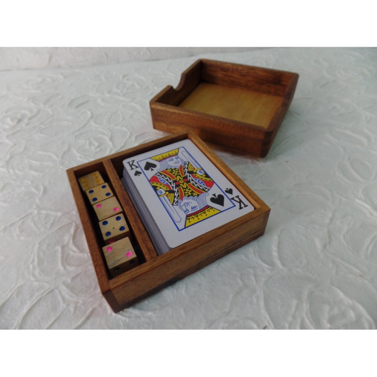 Coffret jeu de cartes + dés