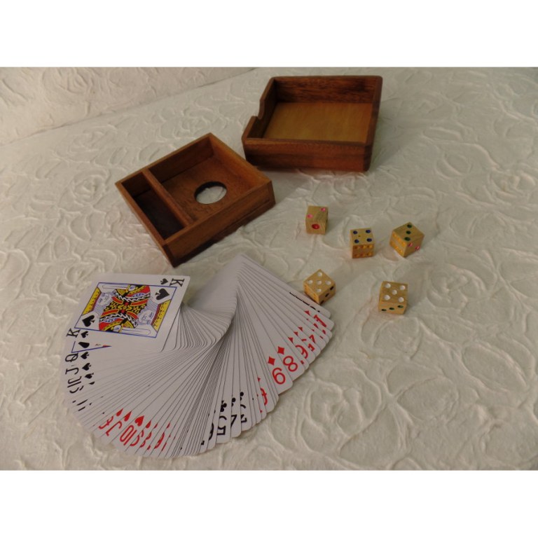 Coffret jeu de cartes + dés