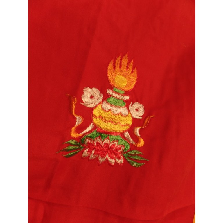 Portière tibétaine rouge/or signes auspicieux