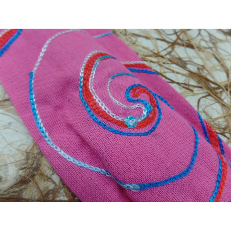 Bandeau cheveux rose spirale brodée