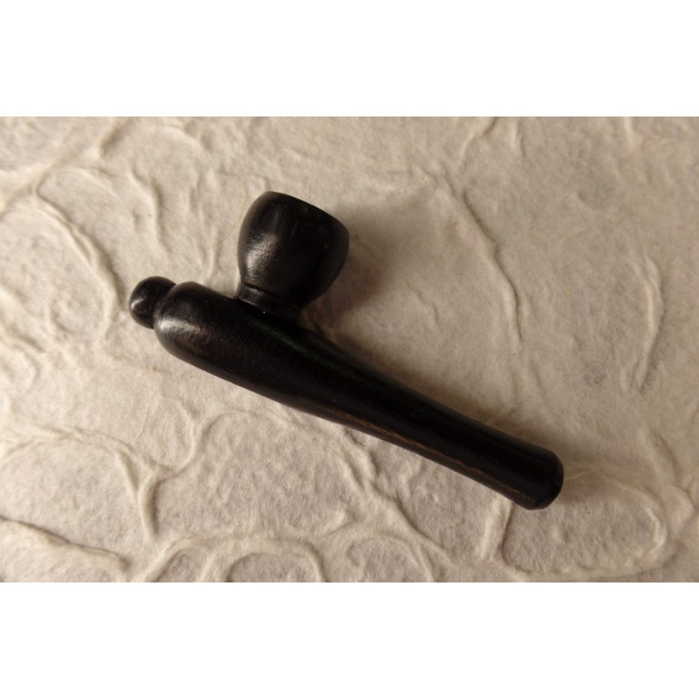 Pipe noire en bois 