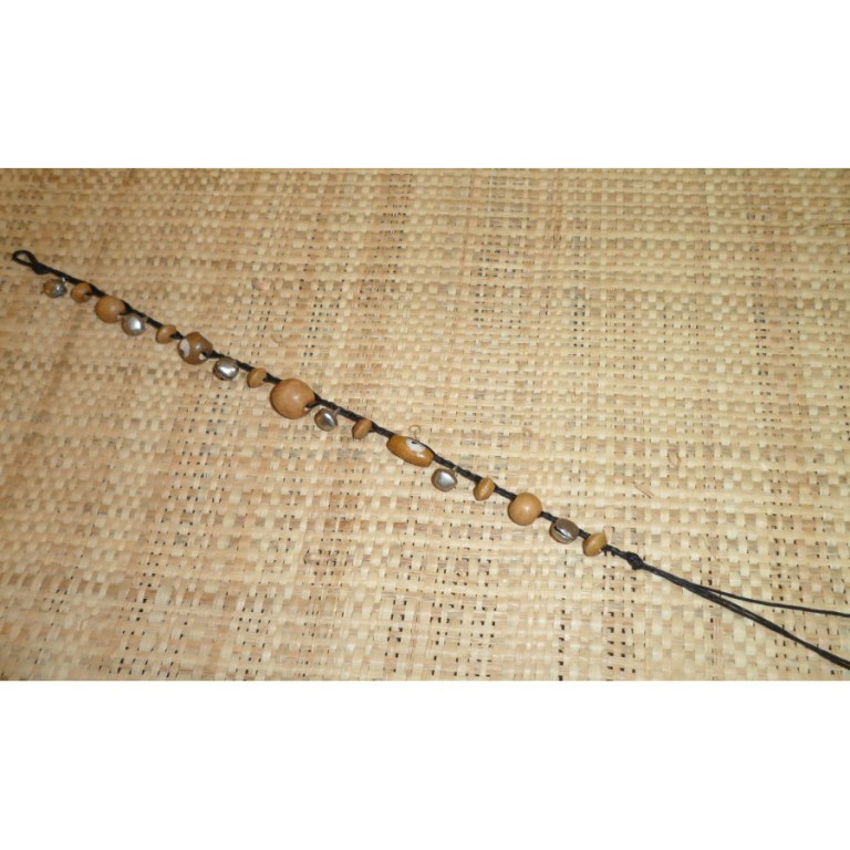 Bracelet de cheville noire à grelots et perles en bois