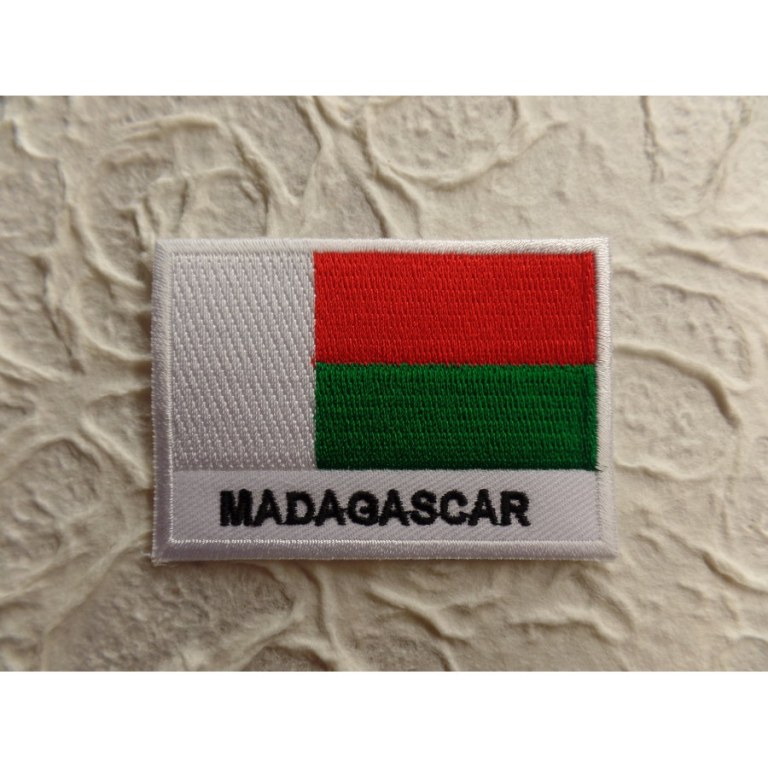 Ecusson drapeau Madagascar