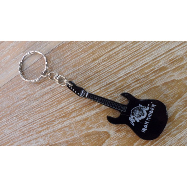Porte clés noir guitare Iron Maiden